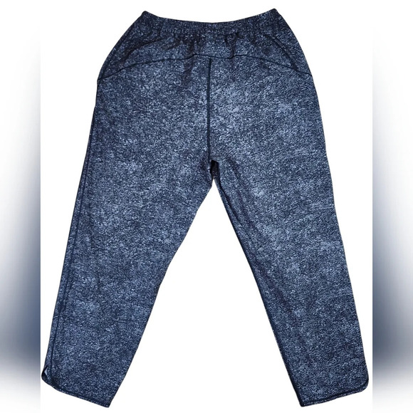 Lululemon Womens Keep It Classic Crop 23” Pants - Picture 2 of 10